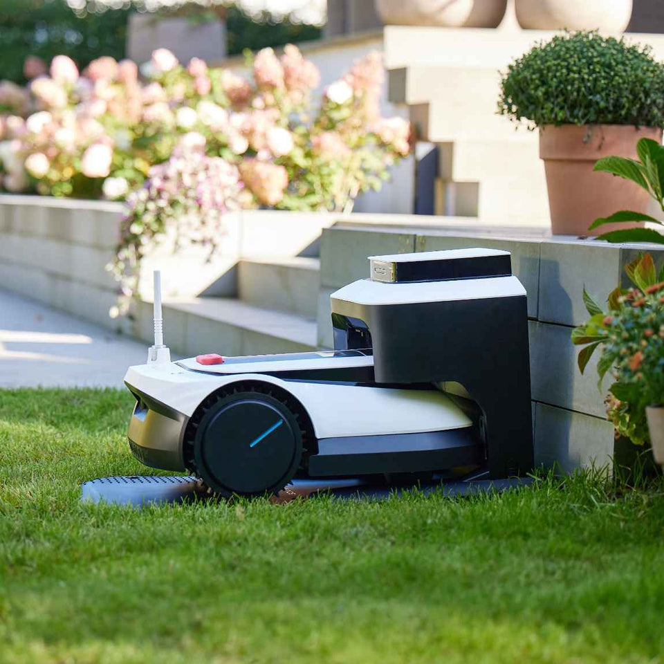 Ecovacs GOAT G1 - Mähroboter bis zu 1.600 m²