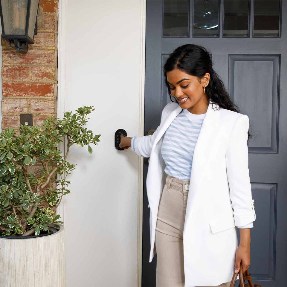 Yale Linus L2 Smart Lock + Smart Keypad 2