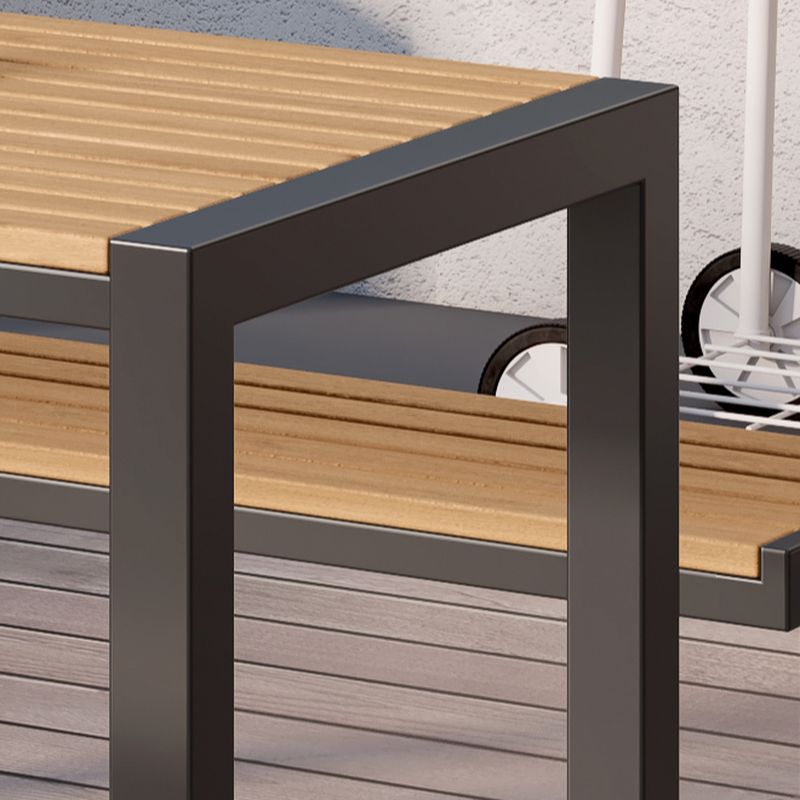 Einfacher Outdoor-Picknicktisch in Schwarz/Weiß/Hellbraun, UV-beständiger rechteckiger Metallrahmen