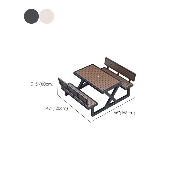 Einfacher Outdoor-Picknicktisch in Hellbraun, UV-beständig mit rechteckigem Eisenrahmen
