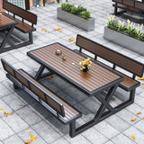 Einfacher Outdoor-Picknicktisch in Hellbraun, UV-beständig, rechteckiger Metallrahmen