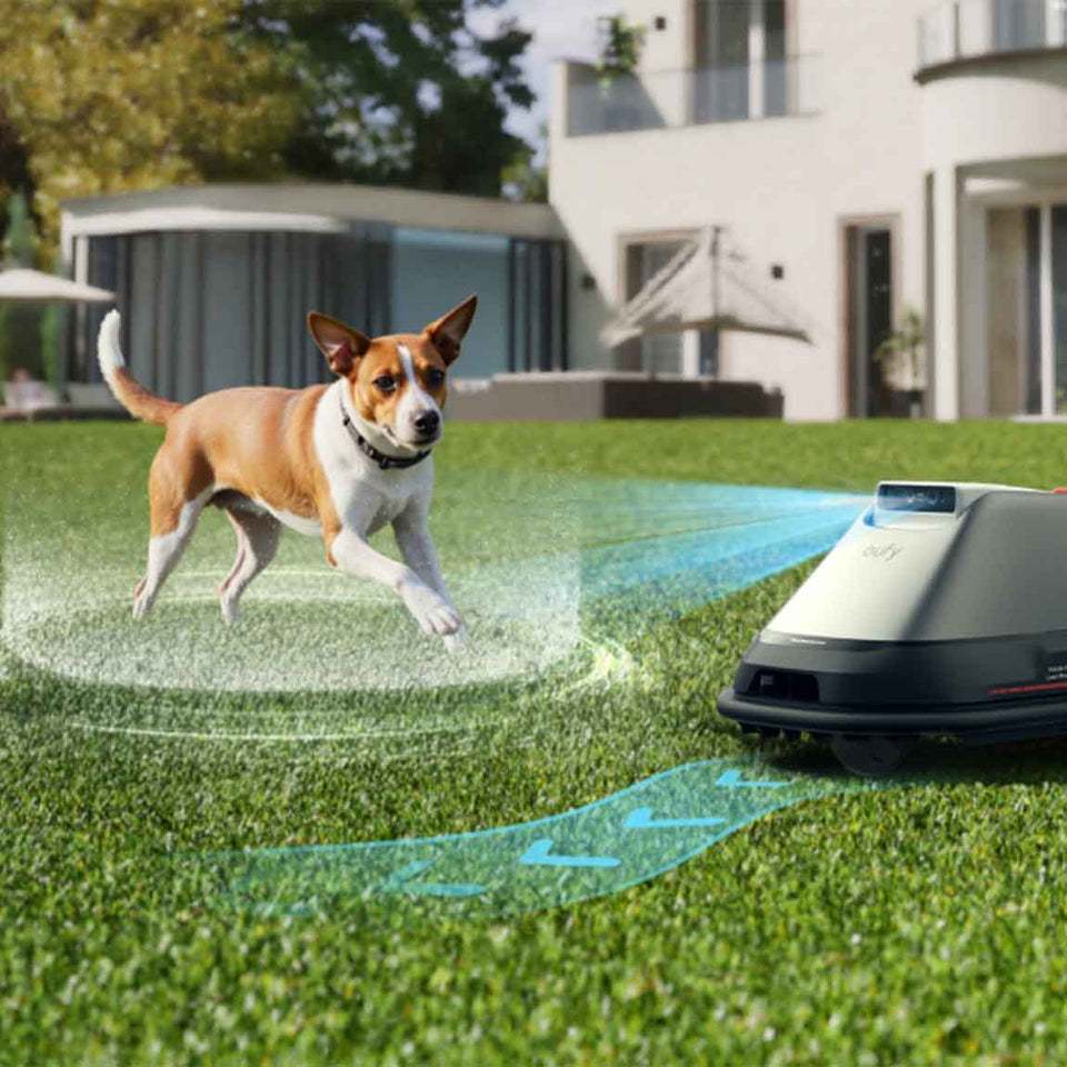 eufy Mähroboter E18 + gratis Garage + SoloCam S220 - 4er-Set + Permanent Outdoor Light 15m