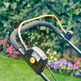 LawnMaster CLMF2437G Akku-Rasenmäher 24 V Max, 2 x 4,0 Ah Akkus, 37 cm, 300 m²