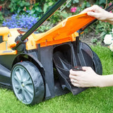LawnMaster CLMF2437G Akku-Rasenmäher 24 V Max, 2 x 4,0 Ah Akkus, 37 cm, 300 m²