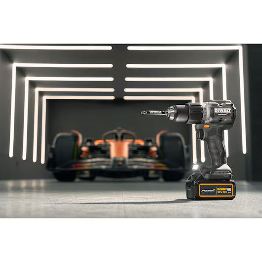 DeWalt x McLaren 18V Akku-Schlagbohrschrauber mit 2x 5Ah Akku und Schnellladegerät und Koffer