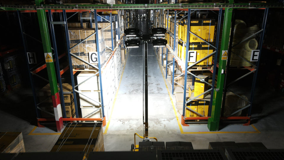 Lichtmast LT800-LED KOMPAK für 4.800 m² | mobiler Lampenmast