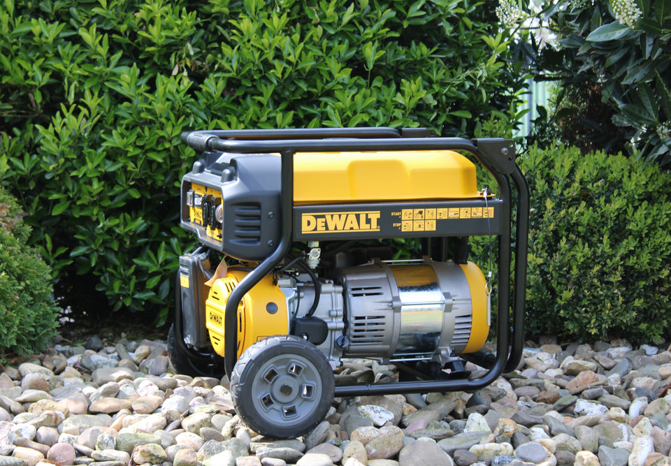 DeWalt Stromerzeuger 3500 Watt Benziner DXGNP35E Stromaggregat