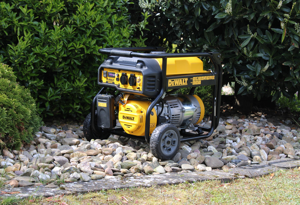 DeWalt Stromerzeuger 3500 Watt Benziner DXGNP35E Stromaggregat