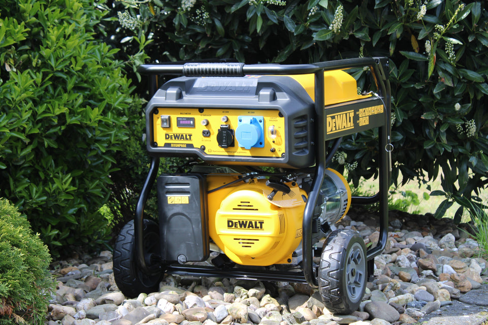 DeWalt Stromerzeuger 6,5 kW Benziner DXGNP65E Stromaggregat