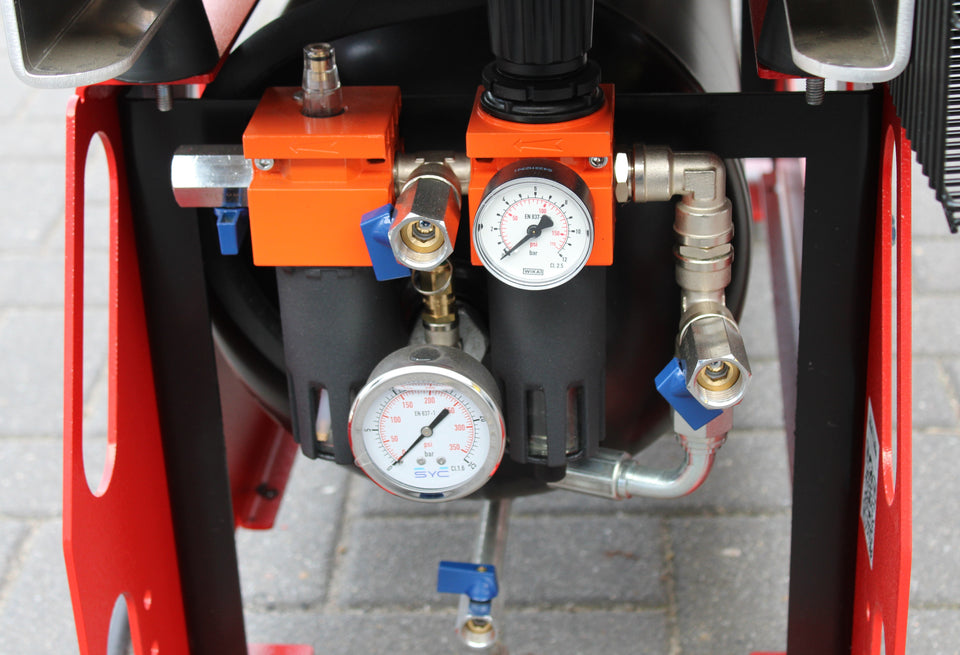 Ademax Druckluft-Kompressor 200 bar Stromaggregat 3,5 kVA Benzin Schweißgerät 180 MMA Honda AX31-TRIAG Stromerzeuger