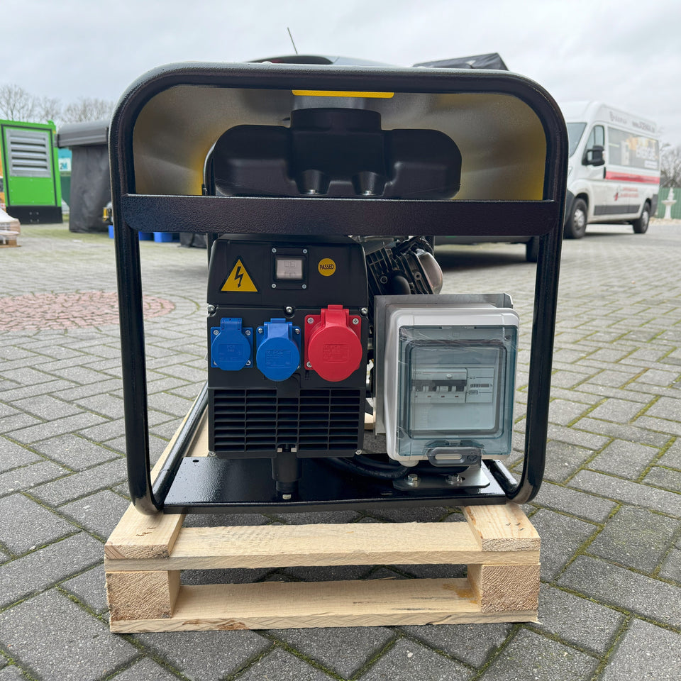 8,3 kVA Atlas Copco Benzin Stromaggregat QEP 8 230 & 400 V