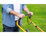 Benzin-Rasenmäher STIGA Combi 48 SE, Schnittbreite 46cm mit Radantrieb, Mulchkit, einem zusätzlicher Starter-Akku und Ersatzmesser