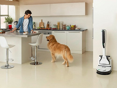 Saugroboter mit Absaugstation