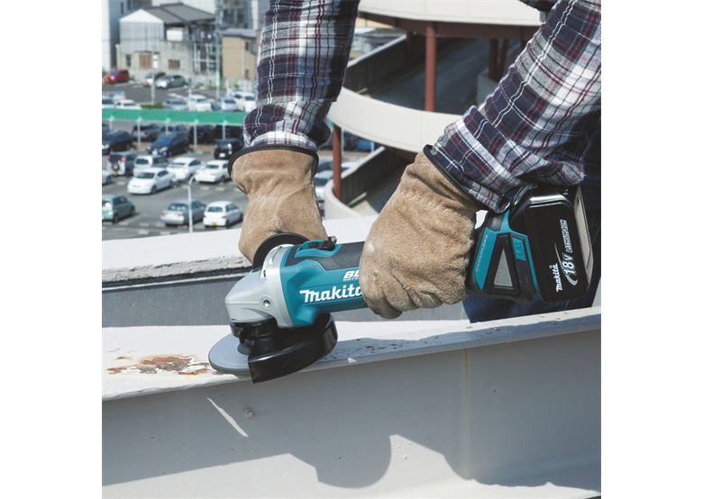 Werkzeugset 18V Makita LXT DLX3202TJ 3x5.0Ah