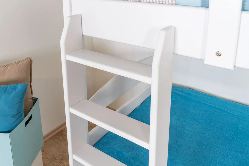 Stockbett für Erwachsene "Easy Premium Line" K18/h inkl. Liegeplatz und 2 Abdeckblenden, Kopfteil mit Löchern, Buche Vollholz massiv Weiß - Liegefläche: 90 x 200 cm, teilbar