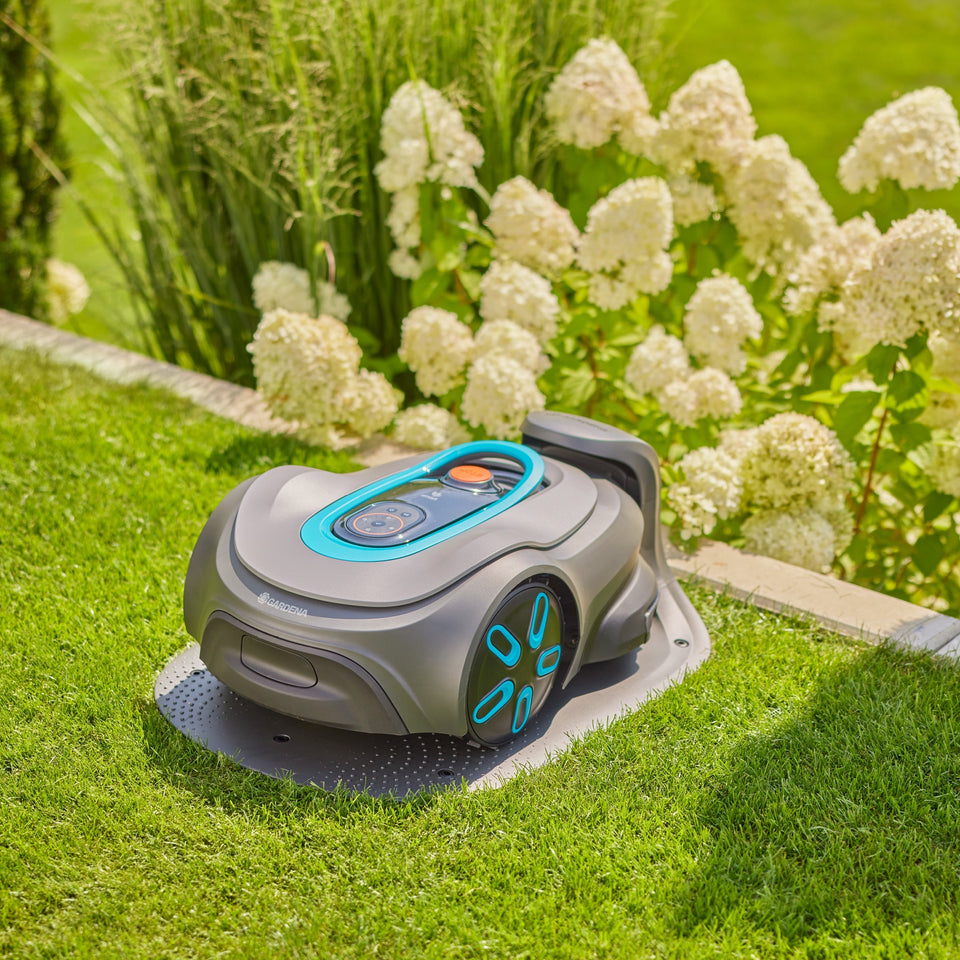 Gardena Mähroboter smart SILENO max 800 m² + gratis Zwischenstecker